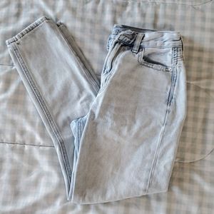 American Eagle Mom Jeans